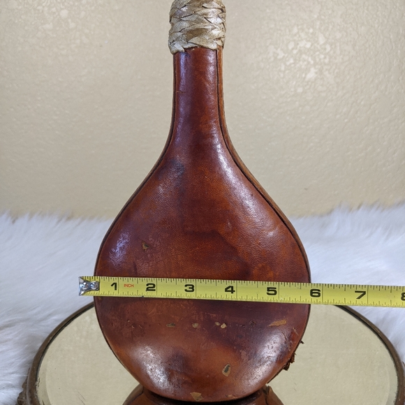 Vintage Mid Century Leather Italy Wine Bottle And Lid Decanter - Picture 3 of 10